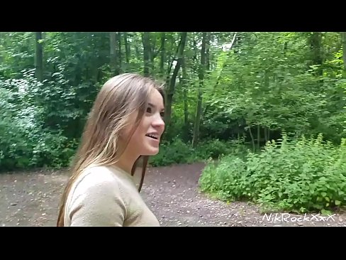 ❤️ Navrhol som Evelíne, aby sme si to rozdali na verejnom mieste! Povedala áno. Potom som ju jebala do zadku a vystriekala sa jej do úst. Potom sa vymočila. ☑ Sex video na nás