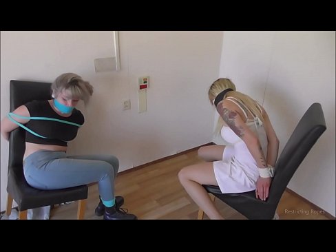 ❤️ Závislá / zviazaná a s roubíkom / dievča v núdzi ☑ Sex video na nás